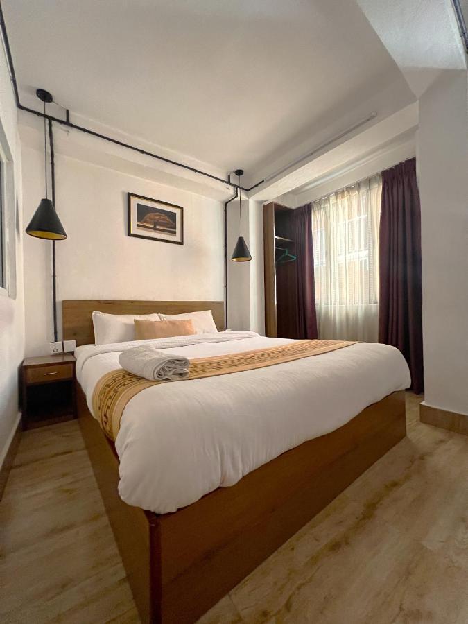 Nexus Inn- The Aparthotel Катманду Екстер'єр фото