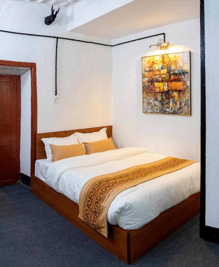 Nexus Inn- The Aparthotel Катманду Екстер'єр фото